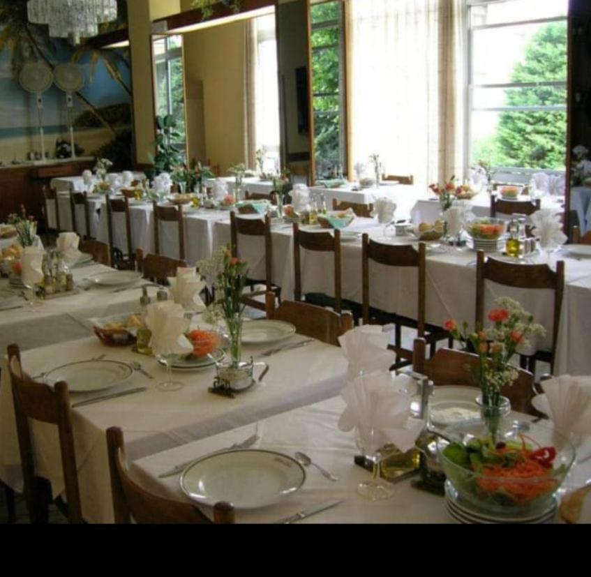Hotel Luca Ріміні Екстер'єр фото